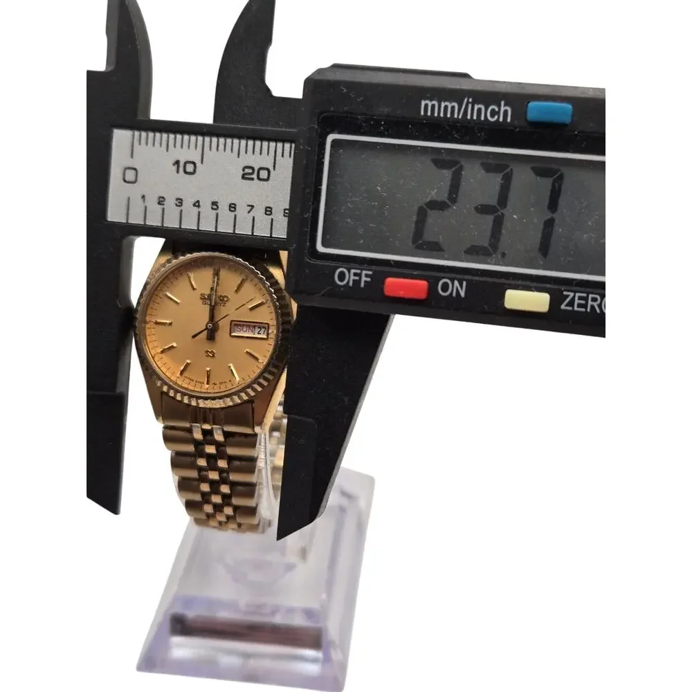 Seiko Quartz Gold Tone Day Date Watch Small Link Bracelet